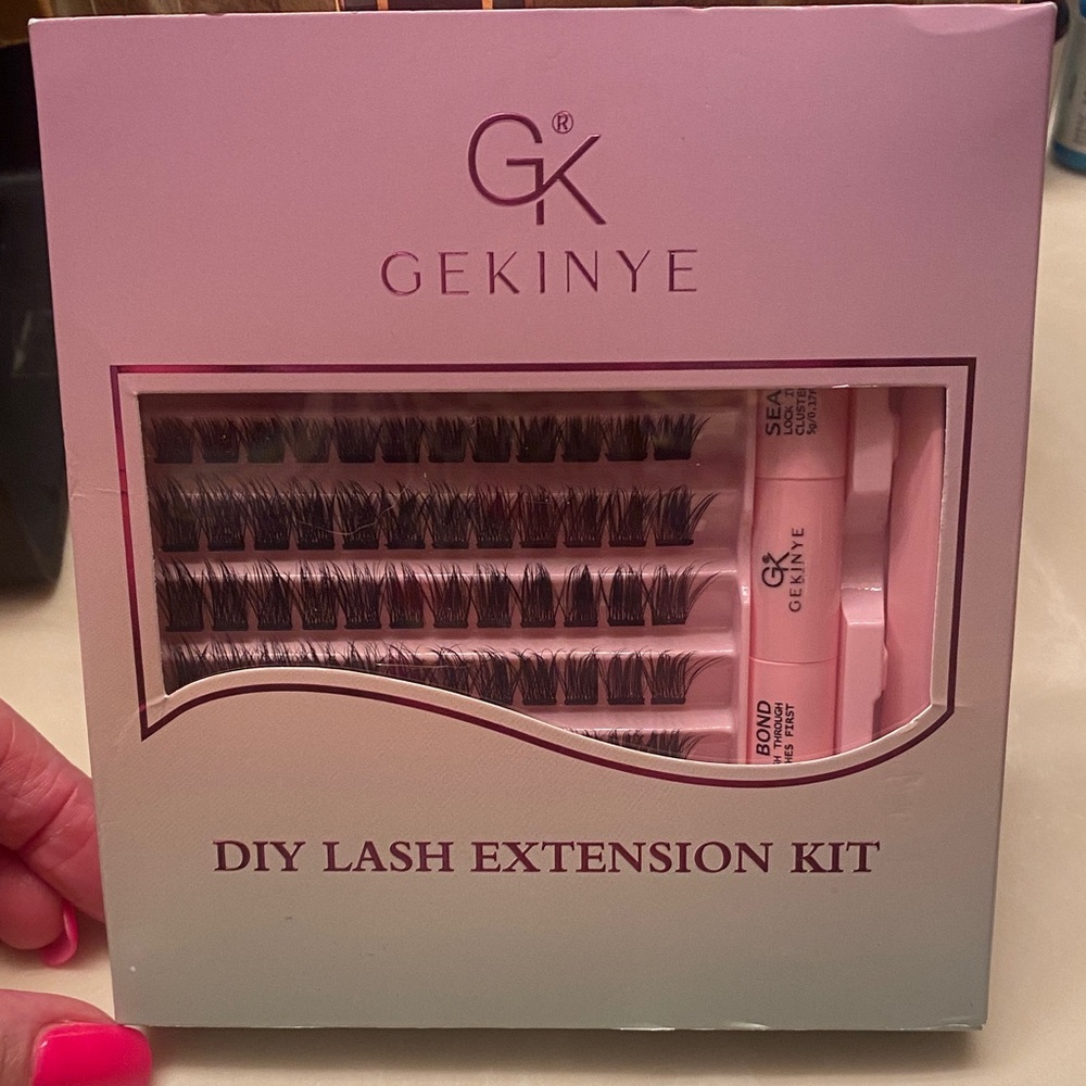 DIY Lash Extension Kit - Black